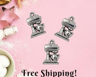 1, 5 or 10 Kitchen blender charms - baking pendant for DIY jewelry, bracelets, & crafts - mini cooking mixer - silver color - free shipping