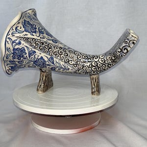 Handmade Ceramic Gramophone, Vintage Style Decorative Sound Amplifier, Retro Gramophone Home Decor