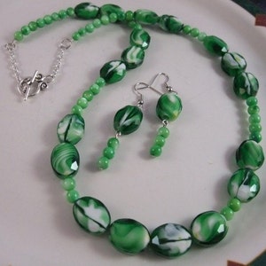 Womens Fashion Green Crystal Glass Chunky Necklace Set