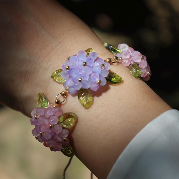 Hydrangea Beaded Bracelet, Handmade Floral Bracelet, Elegant Jewelry, Gift for Her, WXYhandmade