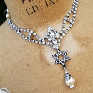 Rhinestone Jewish Star Assemblage Necklace ~ Vintage Jewelry ~ Religious Jewelry ~ Judaica Jewelry ~ Magen David ~ FREE SHIP in USA