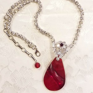 Rhinestone Assemblage Pendant Necklace ~ Art Deco Chandelier Crystal ~ Vintage Jewelry ~ Red ~ Special Occasion ~ FREE SHIP in USA
