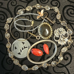 Destash Jewelry Lot ~ Vintage Jewelry ~ Repurpose Jewelry Lot ~ Jewelry Bundle ~ Old Jewelry Lot #170