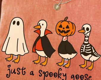 Funny Spooky Goose Halloween Shirt - Comfort Colors Tee