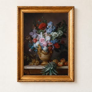 Estampado de jarrón de flores de alabastro, Anne Vallayer-Coster 1783, bodegón floral, arte mural, estilo cottagecore oscuro.