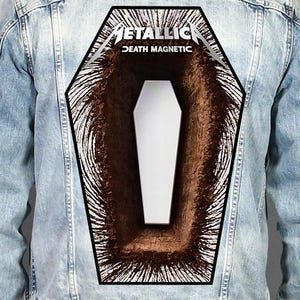 Metallica D - Toppa posteriore stampata a forma di bara, Toppa per gilet da battaglia heavy metal horror, Grande logo per giacca stampato a sublimazione 26 x 40 cm