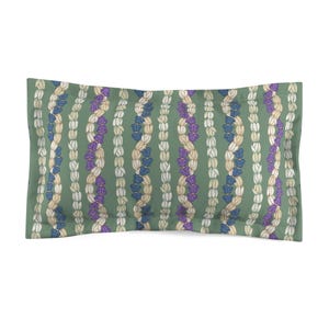Hawaiian Crown Flower Lei Pillow Sham, Hawaiian Bedding, Tropical Bedroom Decor, Floral Pillowcase, Island Style Cushion Cover