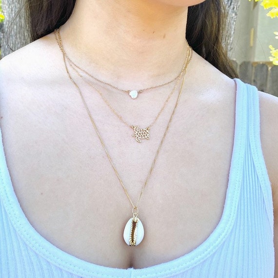 Hawaiian Jewelry Cowrie Shell Necklace 