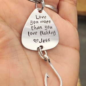 Geschenke für ihn, personalisierte Geschenke für ihn, Angeln Schlüsselbund, Freund Geschenk, Angeln locken, liebe dich mehr als du Angeln, Ehemann liebst