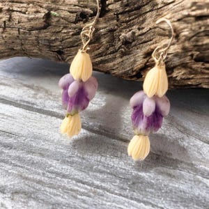 Crown Flower Earrings, Hawaiian Earrings, Jasmine Pikake Flower Earrings, Floral Earrings, Hawaiian Clay Earrings, Beach Wedding Earrings