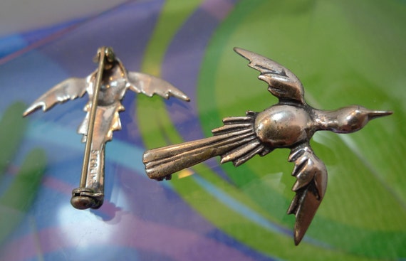 Vintage Brooch : Pair of Flying Birds  (2) Sweate… - image 3