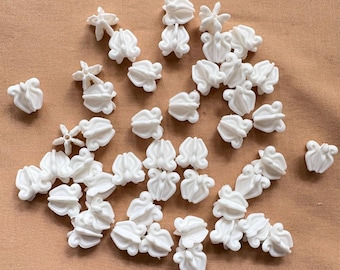 Crown Flower Beads – Jasmine Blossoms for Thai Garland Making, Crafts, Wedding Decorations, Cultural DIY Projects, and Floral Accents