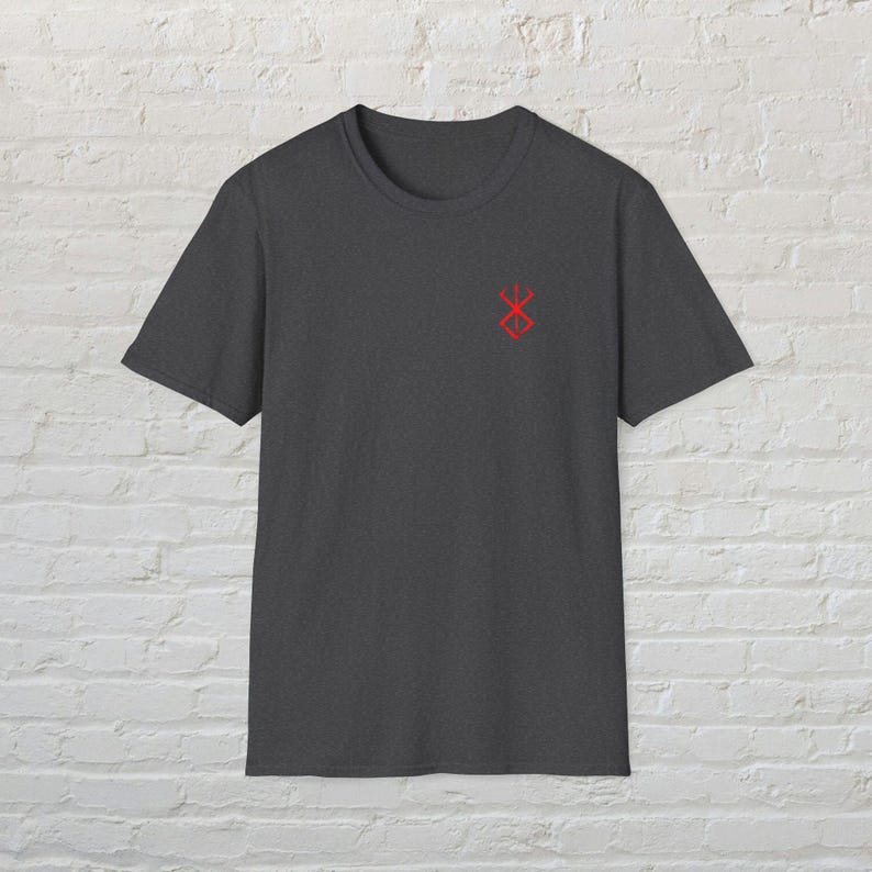 Berserk Mark of Sacrifice T-Shirt, Gothic Symbol Tee, Anime inspiriertes Top, Unisex Grafik-Shirt, Dark Fantasy-Kleidung, Distressed Manga Bild 9