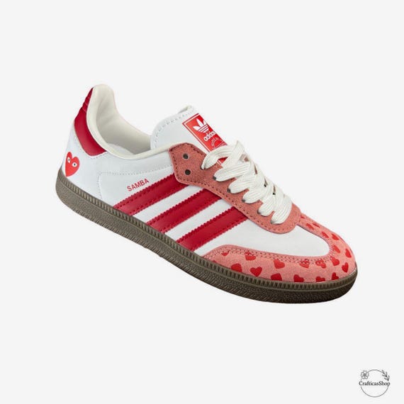 Custom Heart Sneakers Women – Pink Red Painted Shoes – Valentine Gift for Her – Romantic Streetwear Trainers – Unique Handmade Sneakers