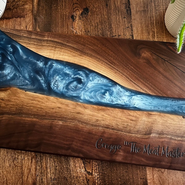 Personalized Charcuterie Board, Epoxy River Board, Live Edge Cheese Tray, Serving Board, Personalized Wedding Gift, Christmas Gift