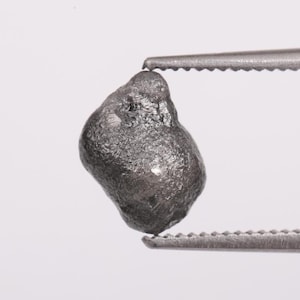 2.10 CT, Natural Raw Diamond, Rough Diamond, Cube Shape Raw Diamond, Uncut Rough Diamond, Fancy Gray Color Diamond,