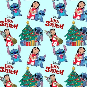 100% Baumwolle bedruckter Stoff |Lustiges Weihnachtsstich-Lilo-Muster | DIY Nähen, Patchwork, Home Decor | Verkauft durch einen halben Hof