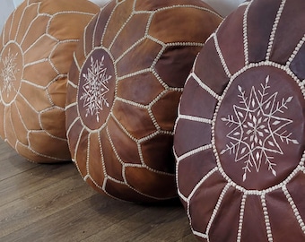 Ręcznie robiony puf ze skóry marokańskiej - podnóżek boho, jasnobrązowy, brązowy i ciemny, poduszka podłogowa, niepchany, brązowy, dekoracja do domu, prezent dla niej