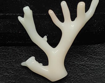 Japanese White Coral Branch: Polished Gemstone for Jewelry (30mm, 12 Carat Approx.)
