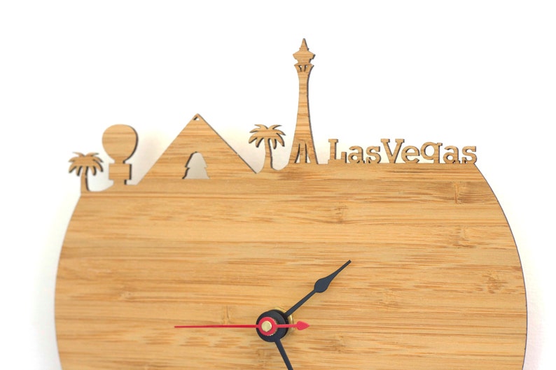 Las Vegas Skyline Wood Clock Nevada Industrial Clock Etsy 日本