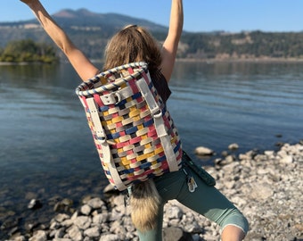 The Mother Lover blue: Adirondack Pack Basket, BeHold Life Packs