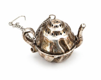 Silver Plated Tea Strainer QUIST Mini Teapot Infuser German Vintage Collectible Decor