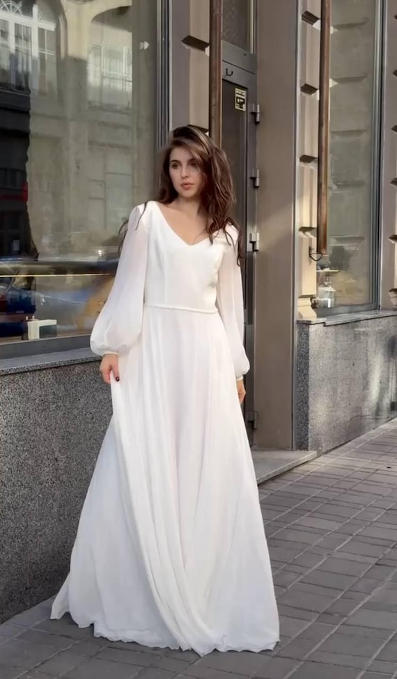boho elopement wedding dresses Chiffon Dress, Maxi V-Neck Gown, Airy Long Sleeves, Beach Ceremony, Bride category_v-neck-dresses Trasy blends romance and Color:SAND Step back in time, Boho beach