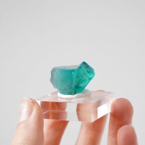 Fluorite Twin - Hollywell Mine, Fosterley, UK