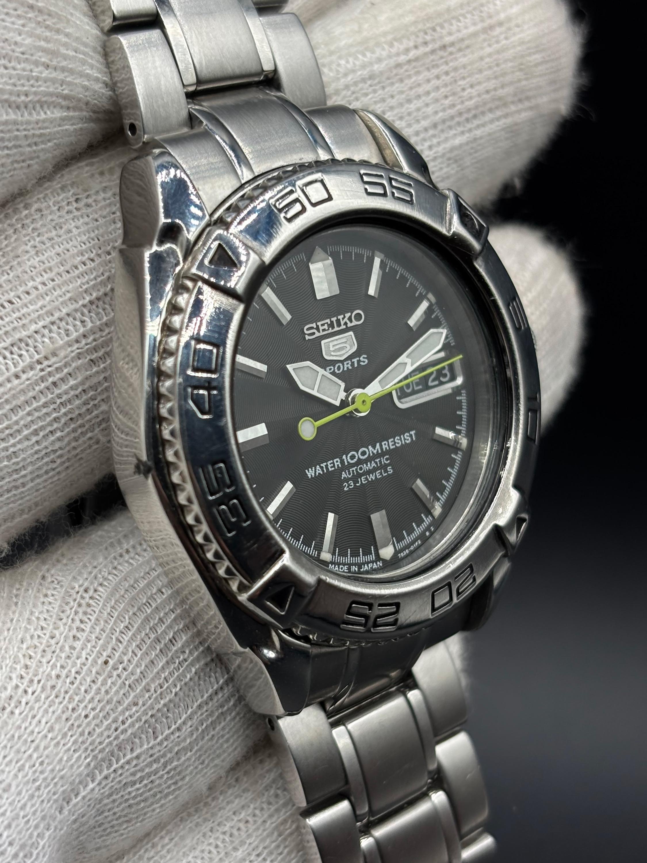 Vintage Seiko 5 Sports Automatic Watch: | 7S36-00Y0| Black Dial
