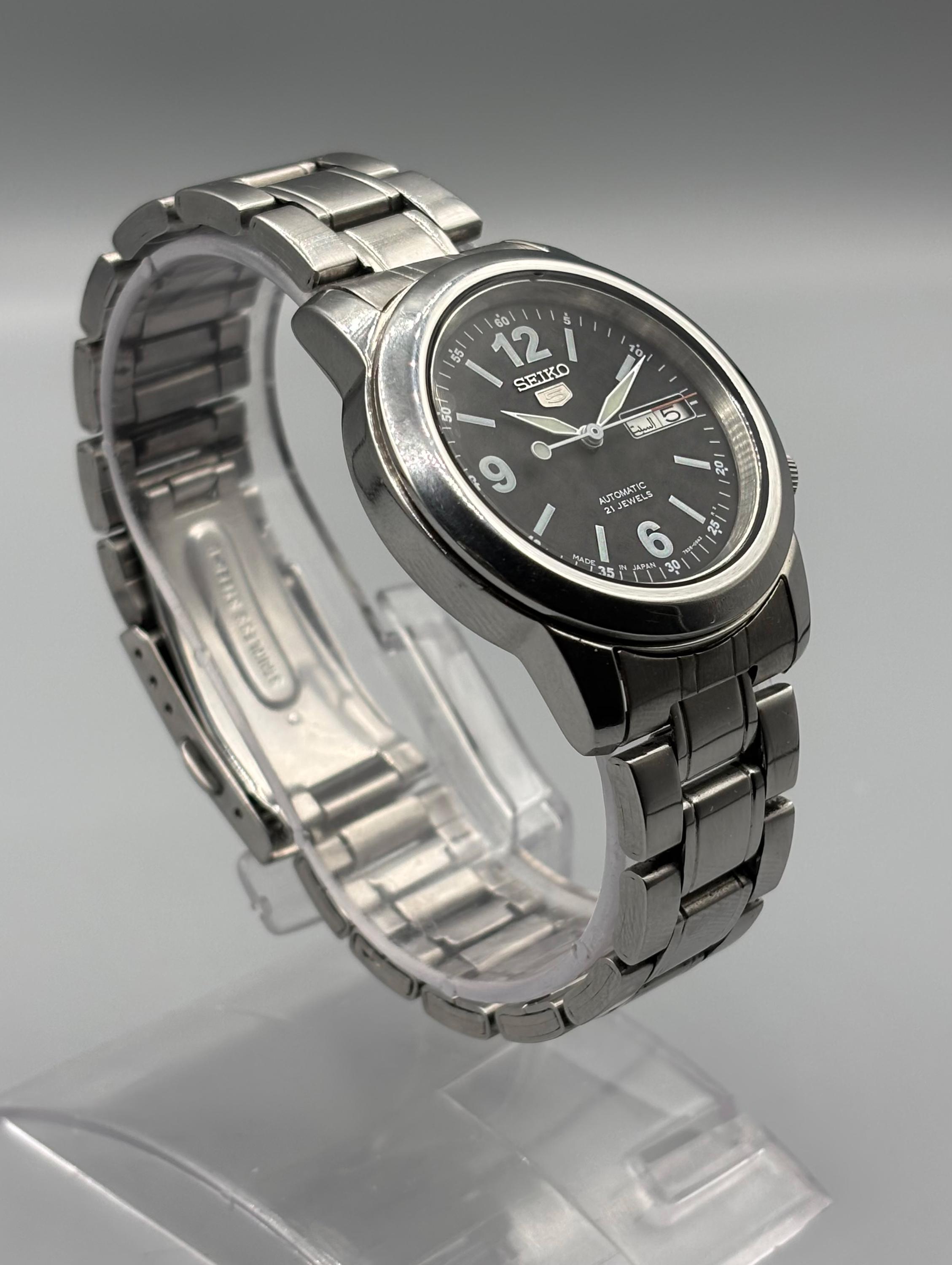 Vintage Seiko 5 7S26-02W0 Automatic 21 Jewels Black Men