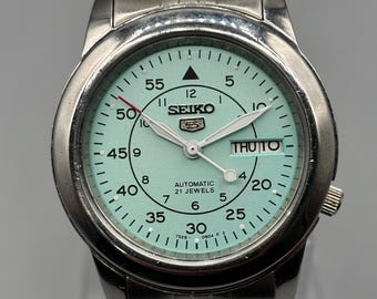 Buy Vintage Seiko 5 Automatic 4227-00A0 White Speed Racer Unisex