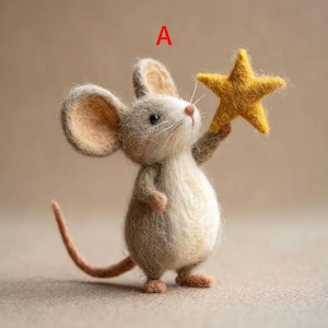 Handmade Felted Wool Christmas Mouse Ornament – Cute Needle Felt Holiday Decoration & Winter Gift