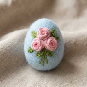 Needle Felt Floral Easter Egg Ornament, Pastel Spring Flower Decor, Botanical Keepsake