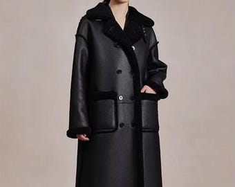 Manteau noir en cuir véritable pour femme : Pardessus d'hiver avec col en fourrure