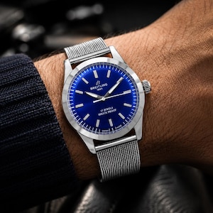 Vintage Breitling 1884 Blue Dial Watch 17-Jewels Swiss Mechanical Hand Winding Classic Men’s Wristwatch