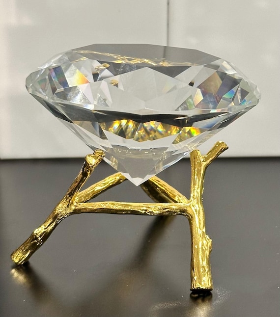 K9 Crystal Diamond Shaped Paperweight – 100mm Clear Optical Crystal with Gold Twig Stand