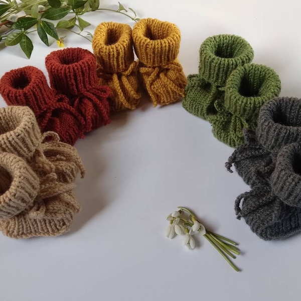 Hand knitted baby booties, Baby gift, Knit Baby clothes, Unisex booties, Baby socks, Slippers from beige, rust,honey, olive green, gray wool