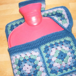 Crochet pattern - hot water bottle cover using granny squares with a flip top opening