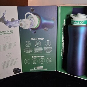 Cirkul 32oz Stainless Steel Starter Kit - Chameleon Color Change Bottle - Green image 4