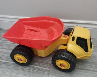 Camión volquete vintage Little Tikes: camión de juguete clásico amarillo y rojo