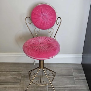 blush pink dressing table chair HOT ! Dressing Table Blush Pink Shell Chair Blush Pink Dressing Table Chair Pink Pleated Velvet Bedroom Chair