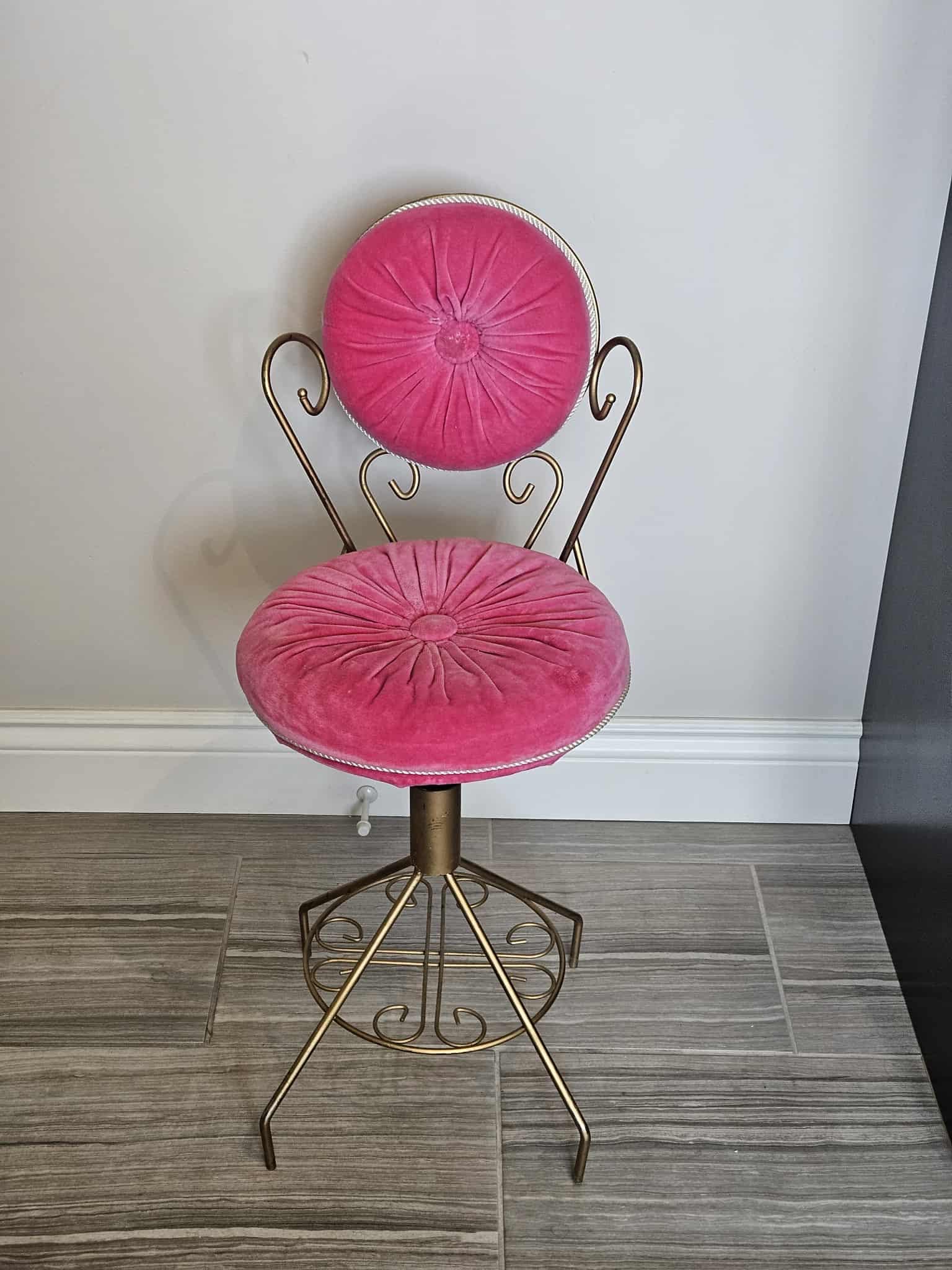 Pink Metal Chair - Main Image