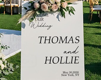 Personalized Acrylic Wedding Welcome Sign: Minimalist Reception Decor