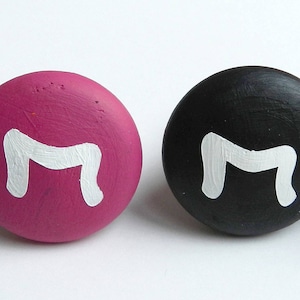 Möbelknöpfe bunt mit Buchstaben, runde Möbelknöpfe, Schubladenknopf Kinderzimmmer, Buchstabe Möbelknopf, Holz Schubladenknöpfe Buchstabe