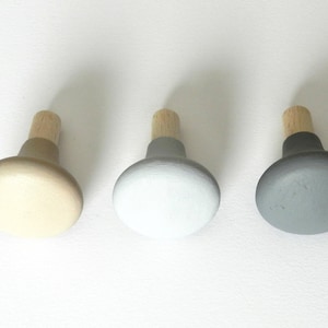 Perillas redondas para gabinete en tonos tierra - Perillas para muebles de madera de haya - Juego de 3