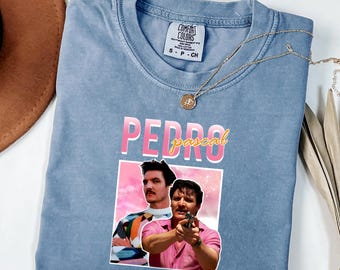 Pedro Pascal roze shirt, retro grappig Pedro Pascal shirt, Pedro Pascal fans cadeau, cadeaus voor filmliefhebber, Pedro Pascal T-shirt jaren 90 dames