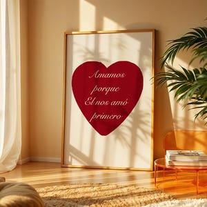 ESPAÑOL arte cristiano l Él nos amó primero | Versículo bíblico 1 Juan 4:19 | Decoración cristiana ragalo | christian wall art in spanish image 3