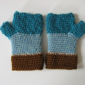 fingerless gloves turquoise and brown