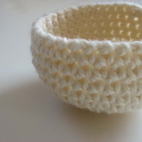 crocheted off-white wool nesting bowl