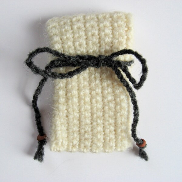 small wool travel card case